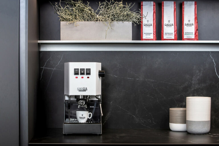 Gaggia Classic E24 bílá - Image 10