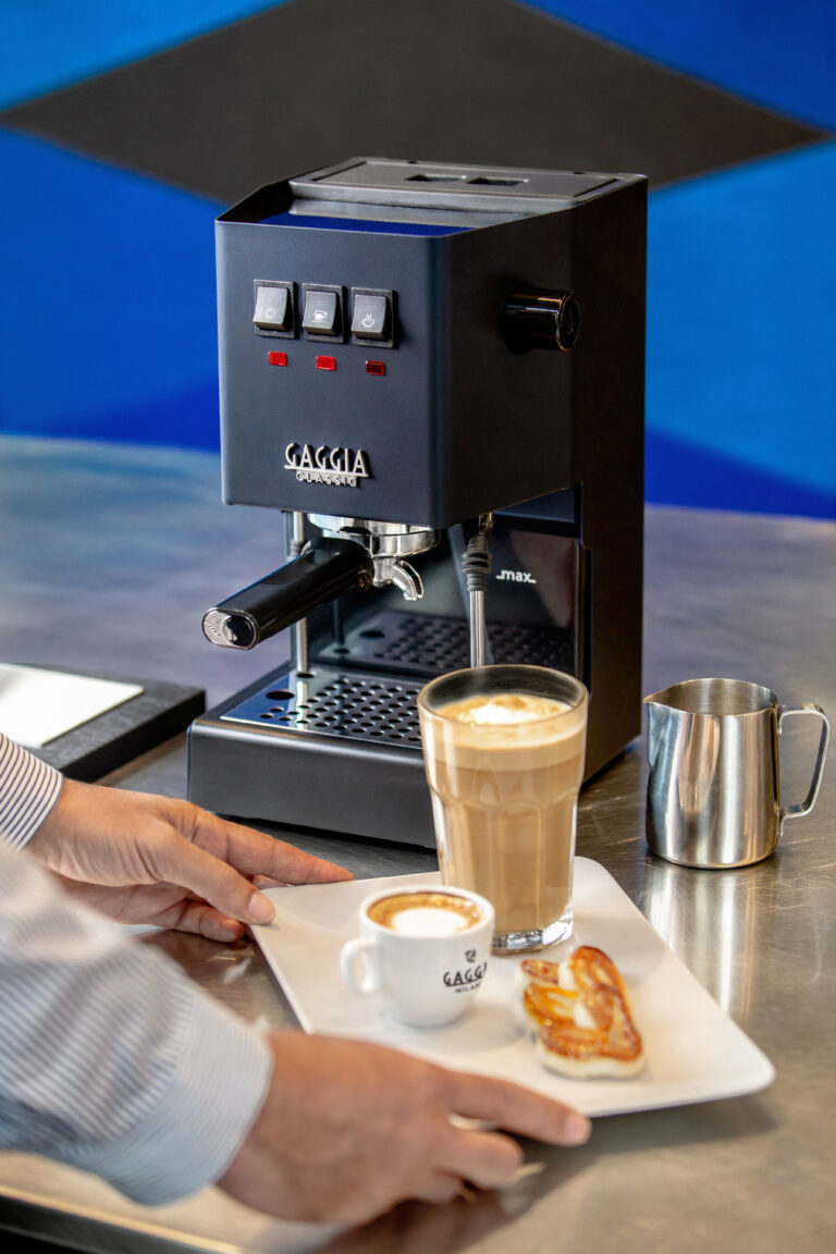Gaggia Classic E24 modrá - Image 13