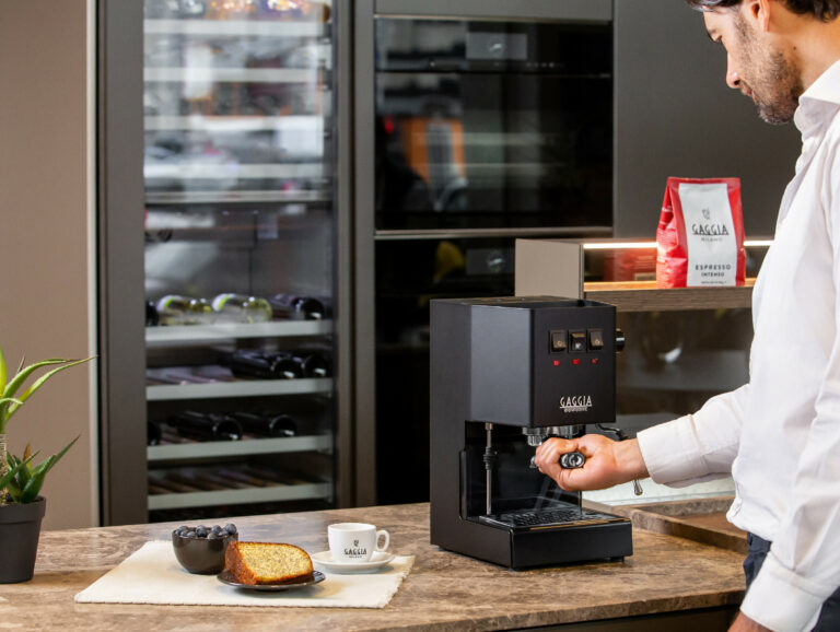 Gaggia Classic E24 černá - Obrázek 11